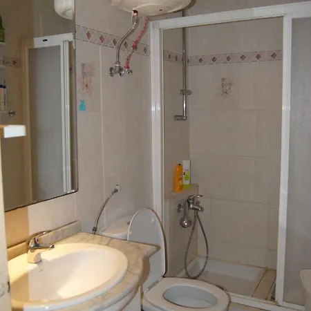 Primavera Apartment
